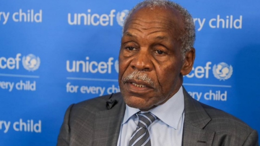 UNICEF Goodwill Ambassador Danny Glover arrives in Vietnam